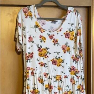 2 NWOT Shortsleeved TBH Maxi Dresses